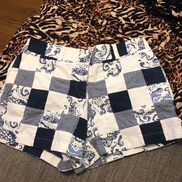 Vineyard Vines Pants - VINEYARD VINES patch shorts